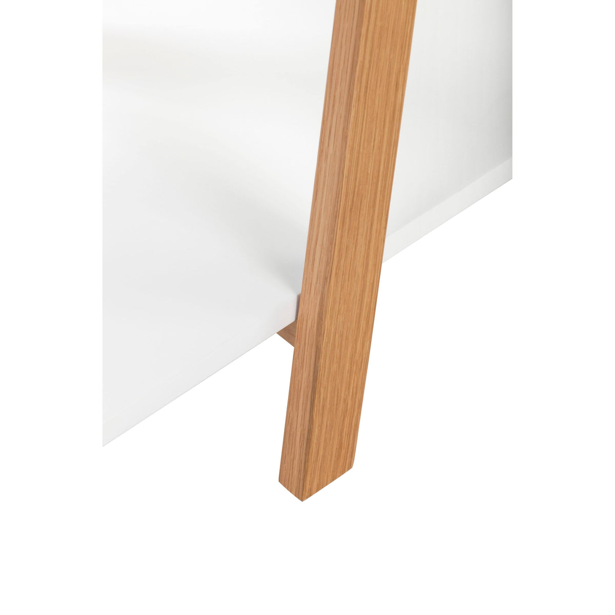 Oak/White Ladder Bookshelf D539