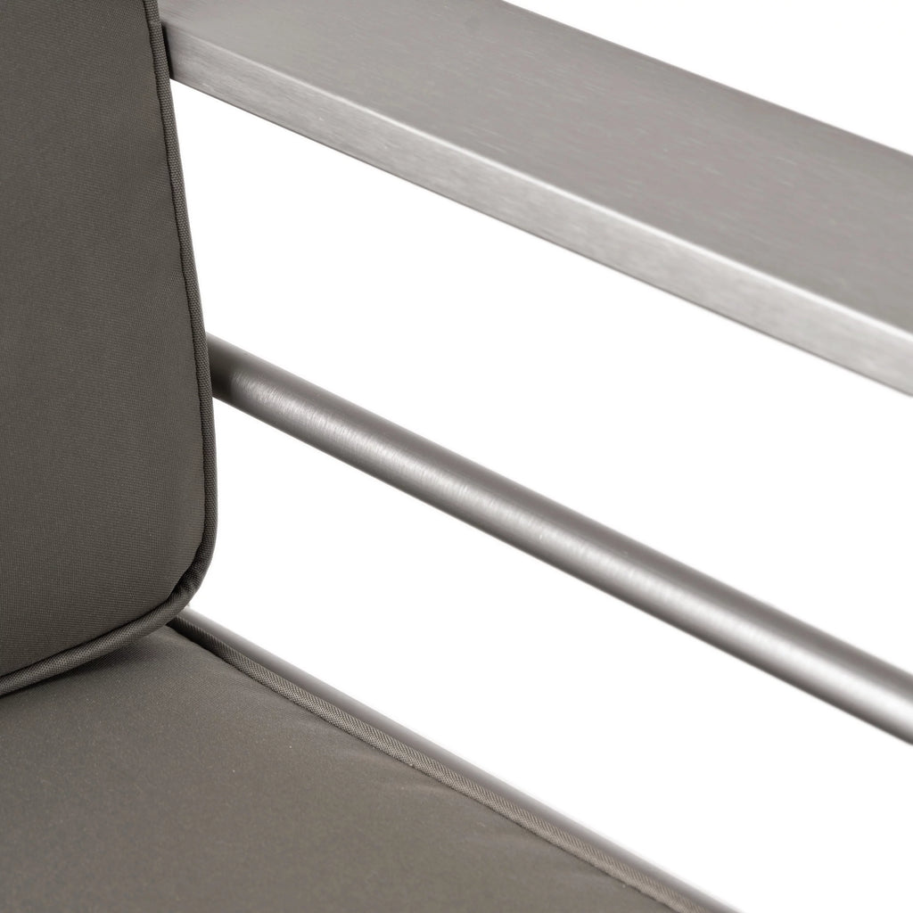 4 Seater Aluminum Chat Set with Side Table S64431