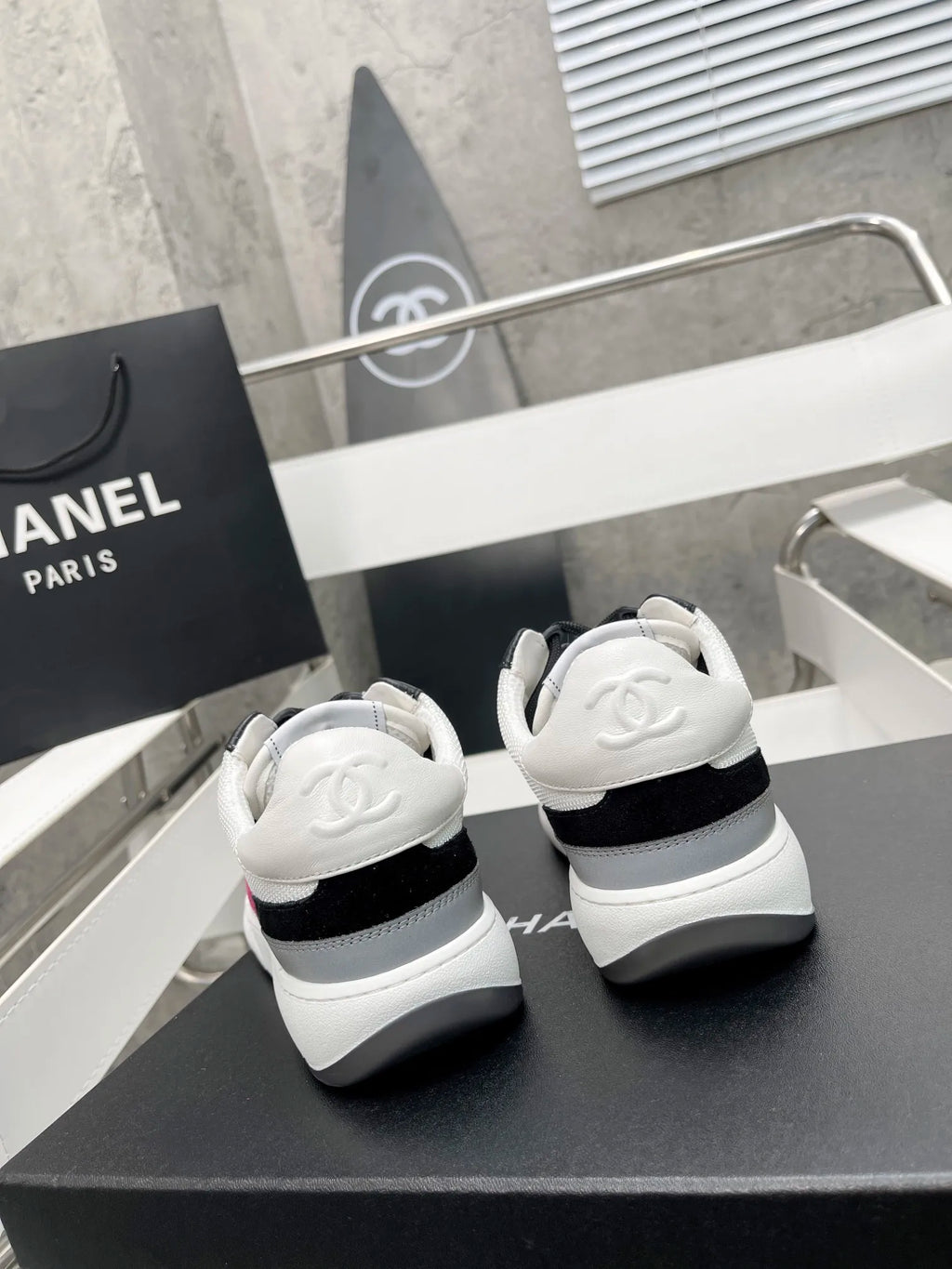 White Sneakers Z919814