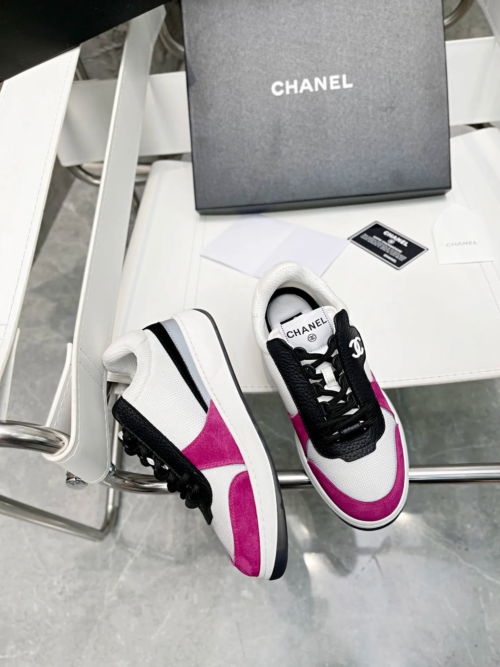 White Sneakers Z919814