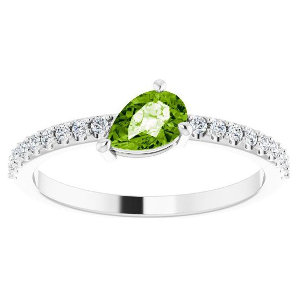 14k White Gold Peridot and 0.17 Carat Diamond Stackable Ring Size 7 X247203